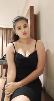 Mahi Hotel Visit Escort Service in Sikandra