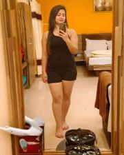 Premium Jiya Escort in Sikandra Elegant Companion Available Today