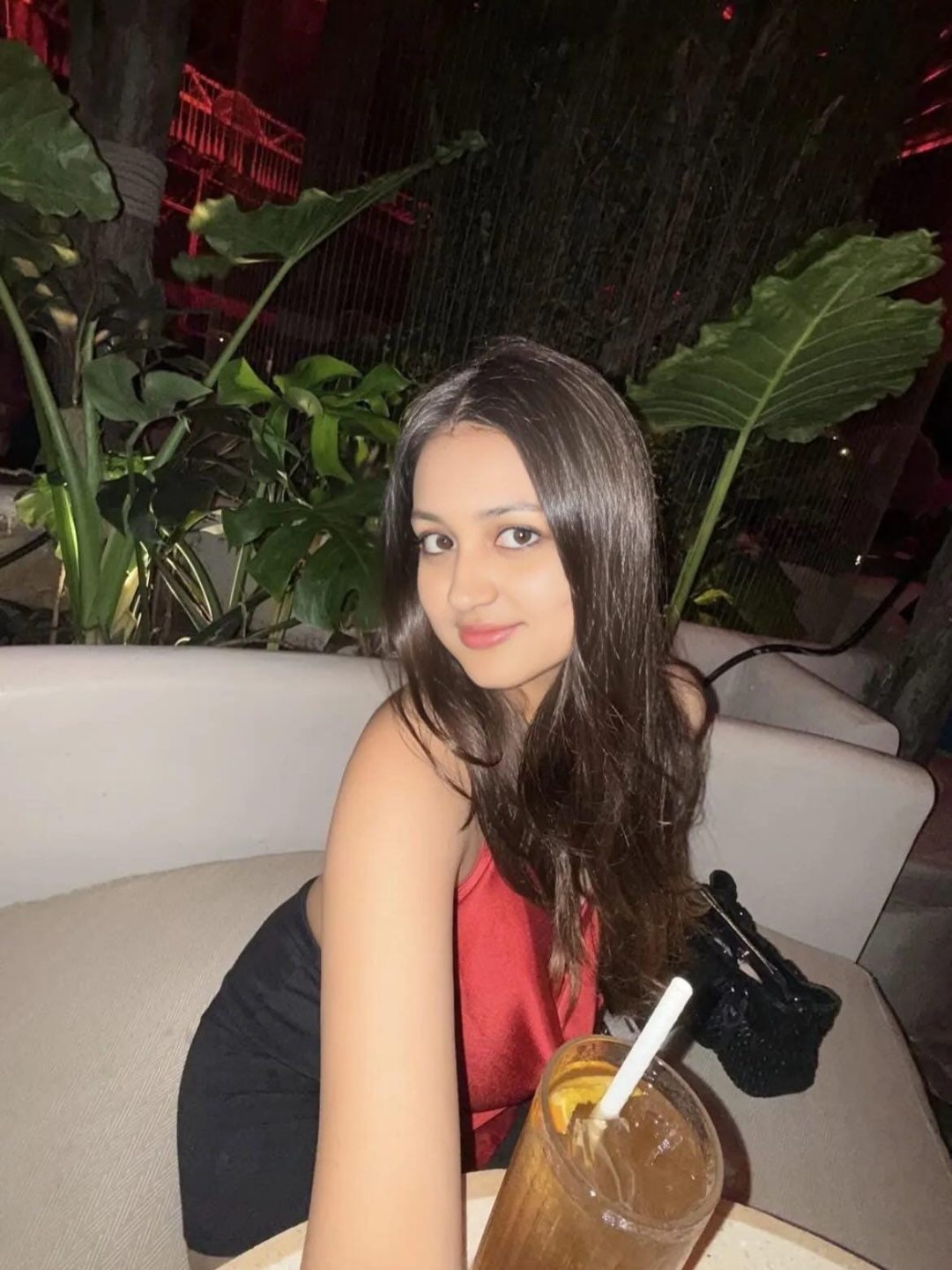 Meera Independent Model Available in Sikandra