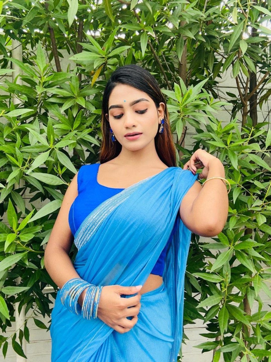 Khushi Mehta Luxury Companion Escort in Sikandra